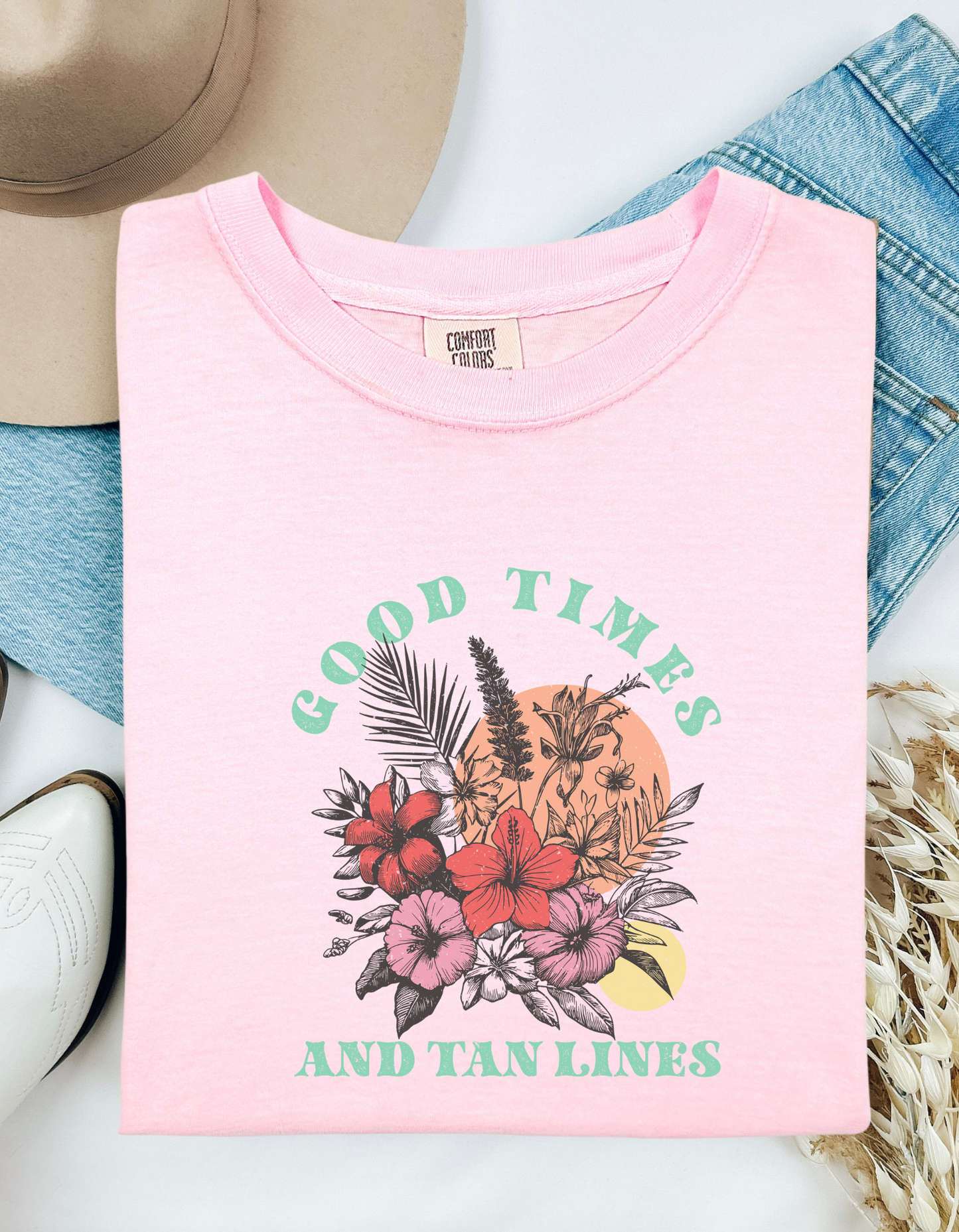 Comfort Colors 'Good Times & Tan Lines' Graphic T-Shirt – Fun Summer Vibes Tee