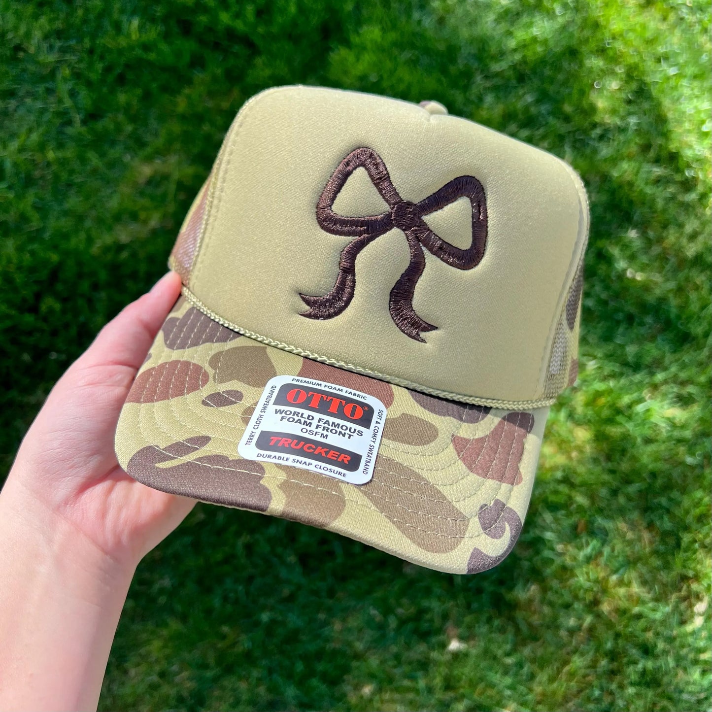 Coquette Bow Embroidered Foam Trucker Hat – Otto 39-165 Snapback Aesthetic Cap
