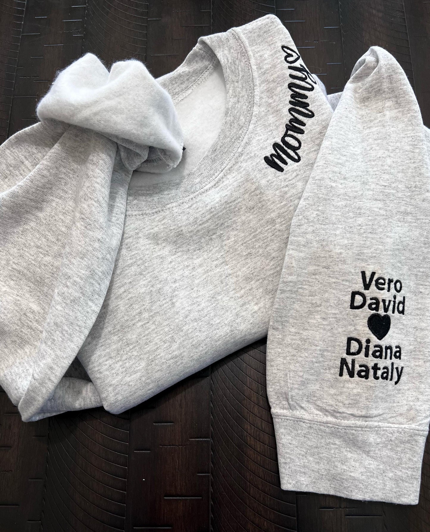 Mommy Embroidered Crewneck – Gildan Sweatshirt with Heart Detail on Neckline, Cute Minimal Mom Gift, Cozy Custom Mom Sweater